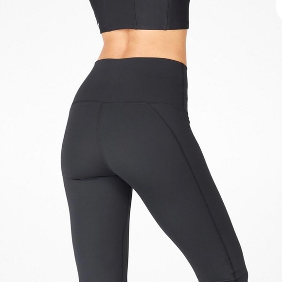 fabletics flare leggings